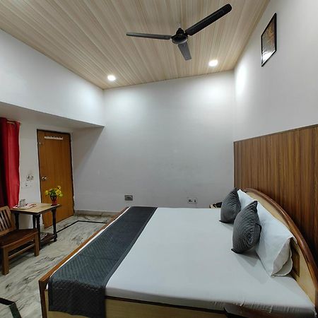 Hotel Swarajya Palace Agra  Dış mekan fotoğraf