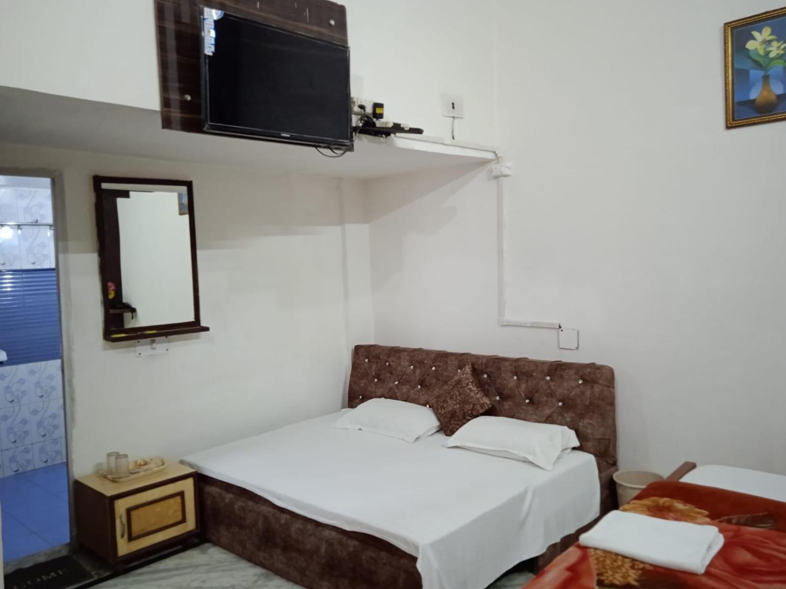 Hotel Swarajya Palace Agra  Dış mekan fotoğraf