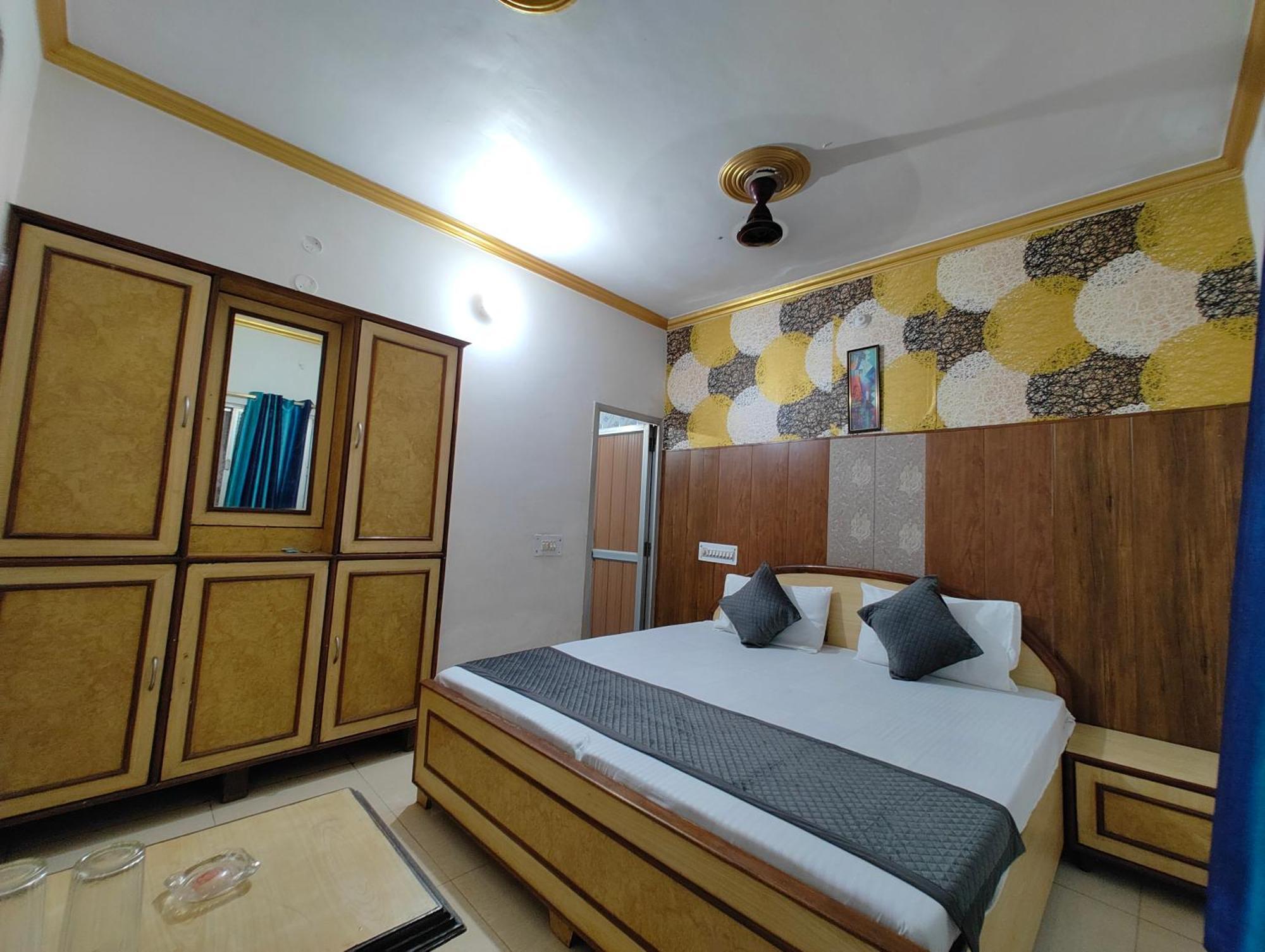 Hotel Swarajya Palace Agra  Dış mekan fotoğraf