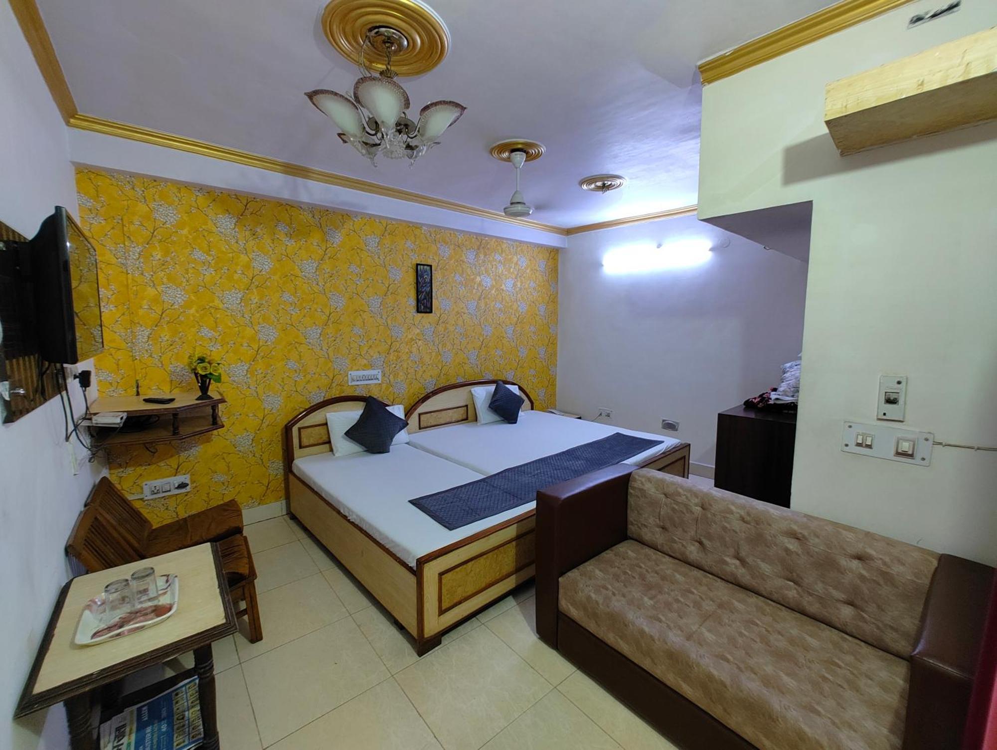 Hotel Swarajya Palace Agra  Dış mekan fotoğraf