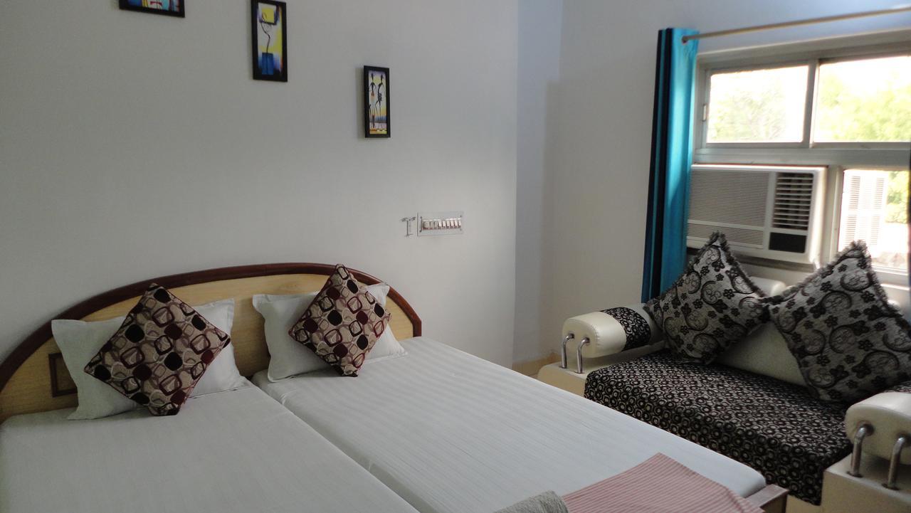 Hotel Swarajya Palace Agra  Dış mekan fotoğraf