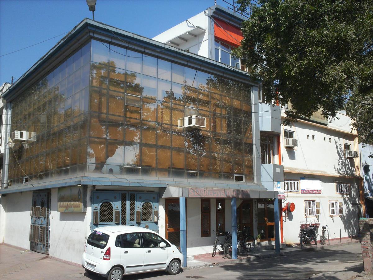 Hotel Swarajya Palace Agra  Dış mekan fotoğraf