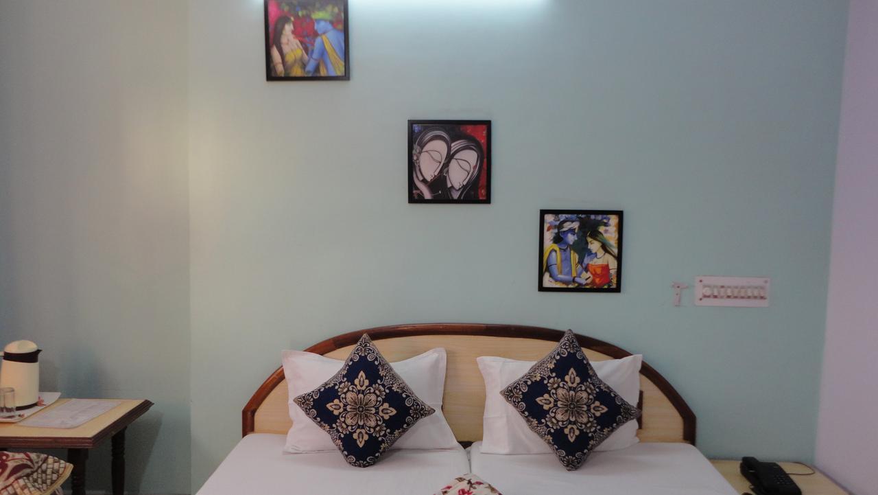 Hotel Swarajya Palace Agra  Dış mekan fotoğraf